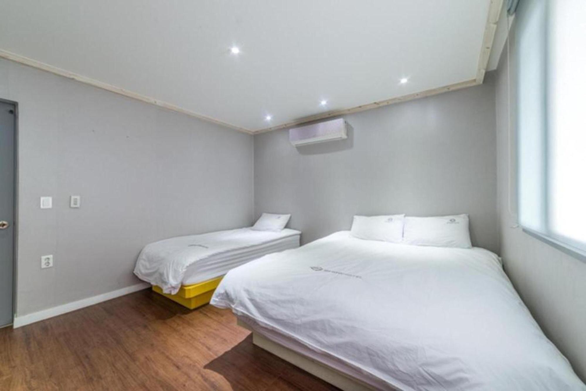 Show Hotel Haeundae Busan Exterior photo