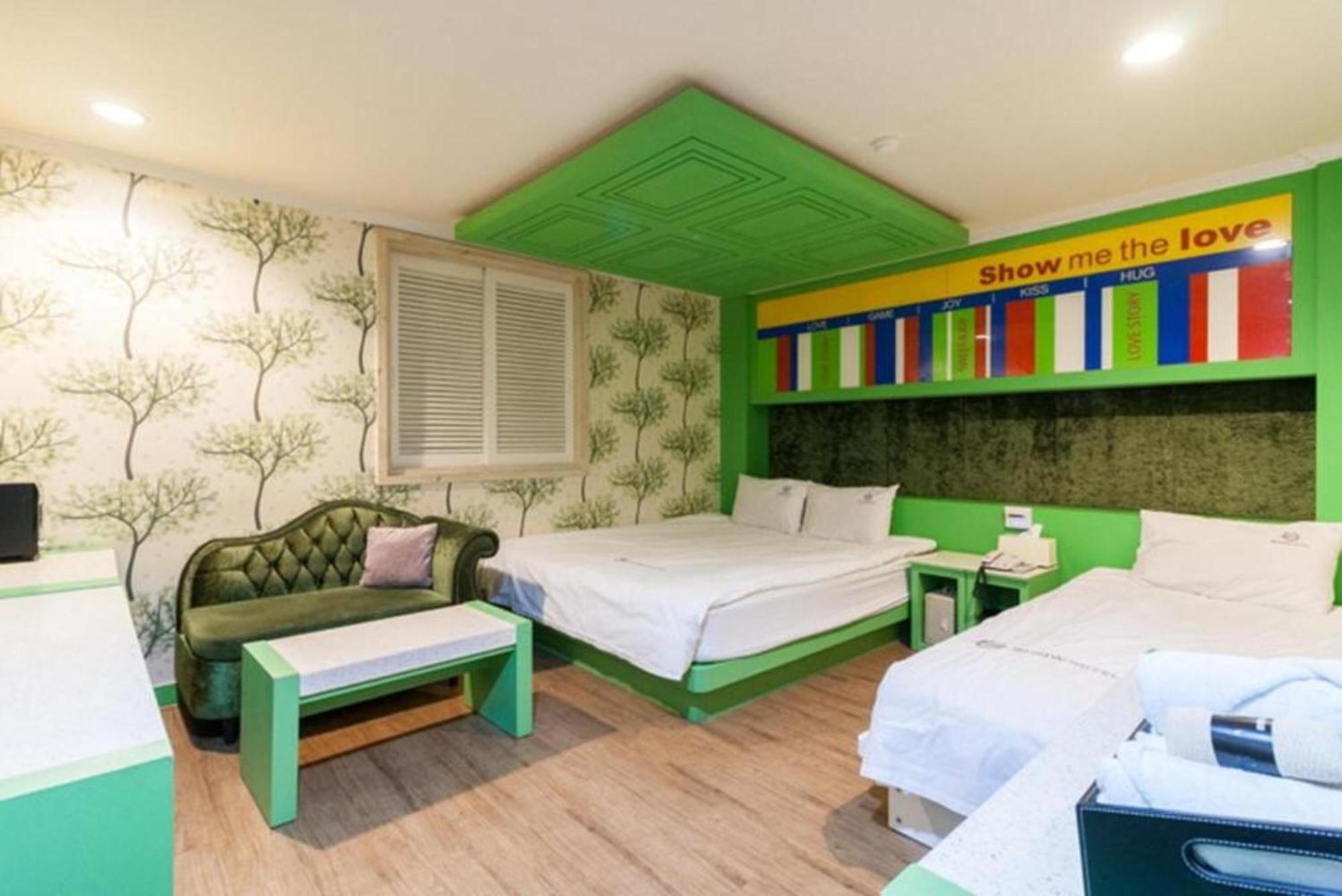 Show Hotel Haeundae Busan Exterior photo