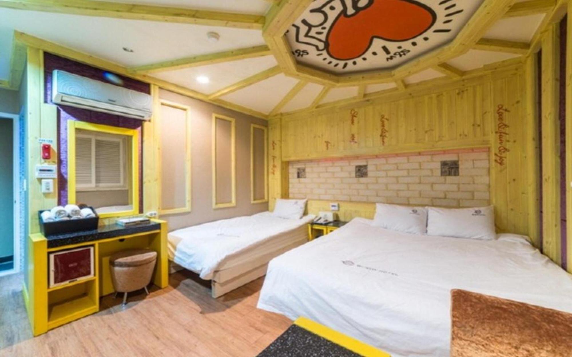 Show Hotel Haeundae Busan Exterior photo