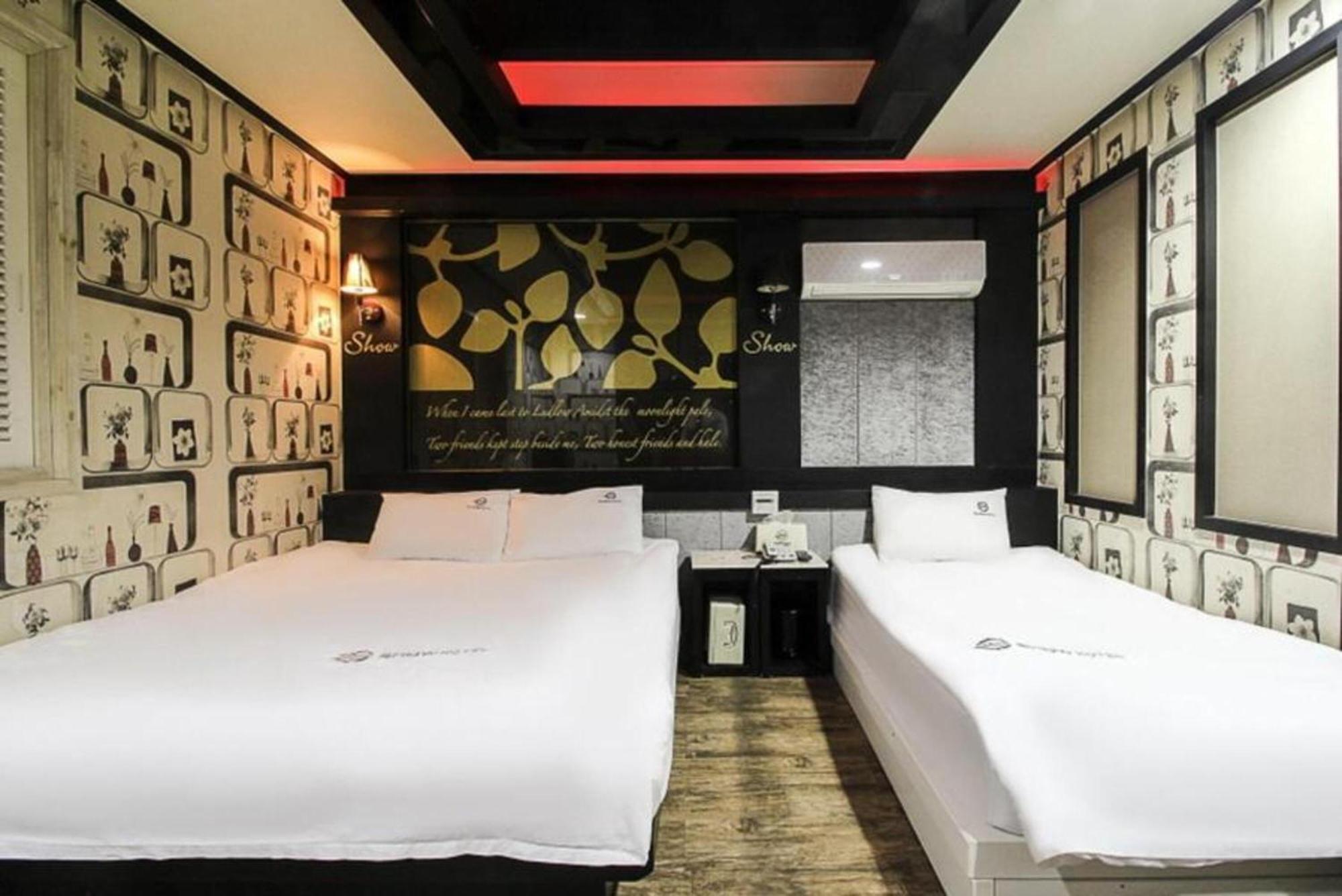 Show Hotel Haeundae Busan Exterior photo